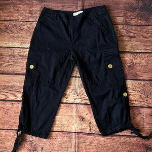 Mariah Carey Y2K Cargo Capris‎ with Button Accents Size 12